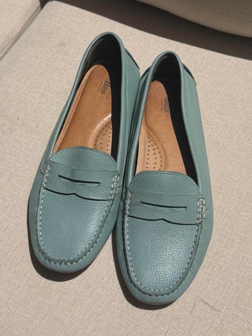 G.H. BASS Blue Missy Pebble Leather Penny Loafers Women's 11 M - Picture 2 of 6